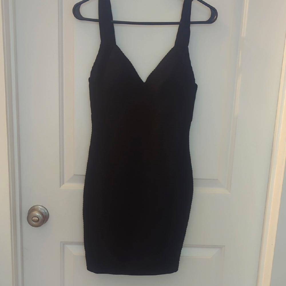Guess Black Rounded V-Neck / Sweetheart Bodycon Mini Dress With Silver Zipper
